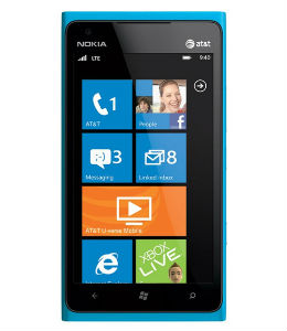 Lumia 900 oplader 